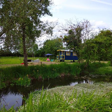 La Roulotte Du Moulin De Palet Villa Bauge-en-Anjou Ngoại thất bức ảnh