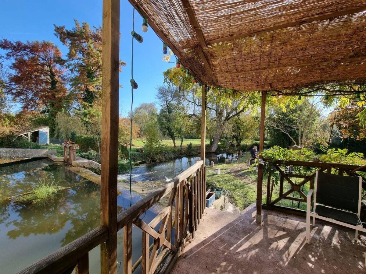 La Roulotte Du Moulin De Palet Villa Bauge-en-Anjou Ngoại thất bức ảnh